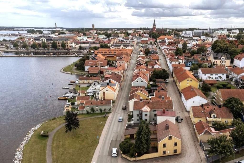 Central Laegenhet I 1700-Talshus Västervik Zewnętrze zdjęcie